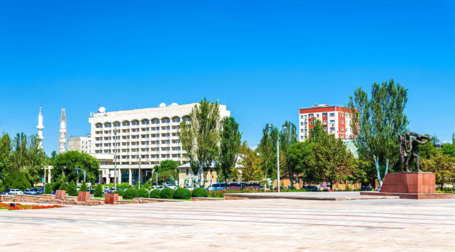 Nos services de location de voitures proposent une sélection variée de véhicules à l'aéroport de Bichkek.